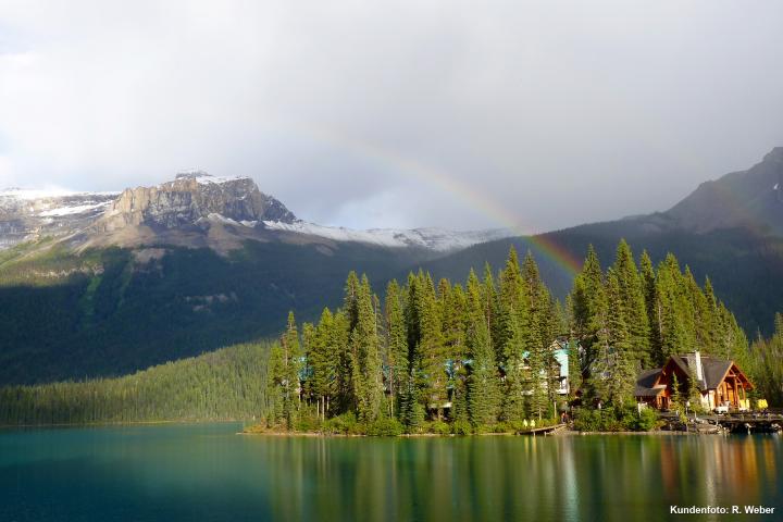 Emerald Lake Lodge 